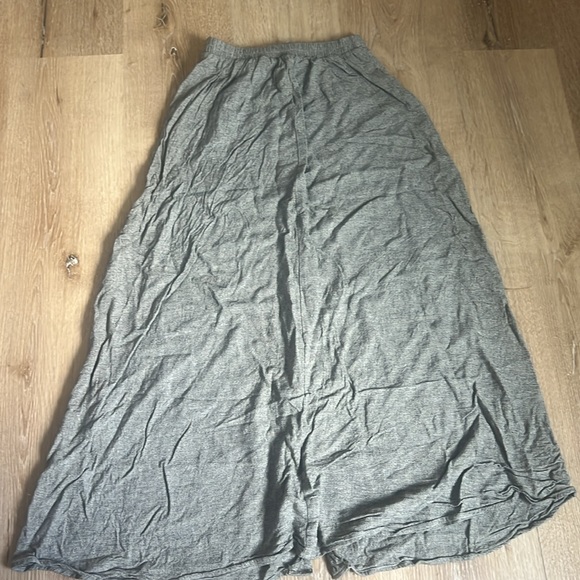 Karen Kane Grey Button Down Maxi Skirt Size 6 - Picture 4 of 4